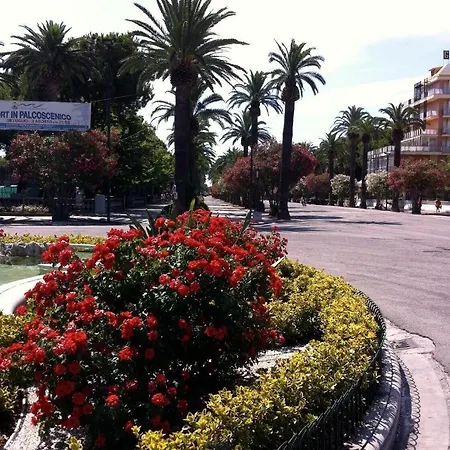 Hotel La Palazzina 3*
