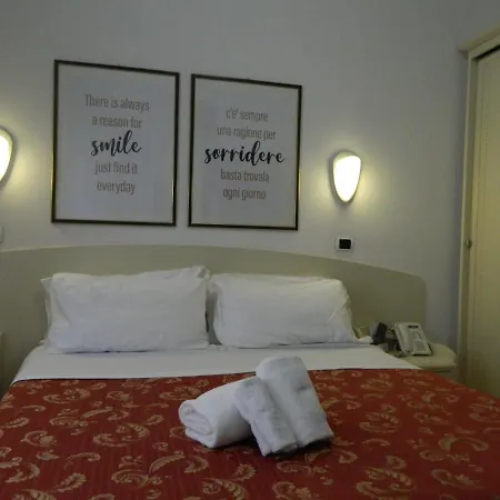 Hotel La Palazzina 3*