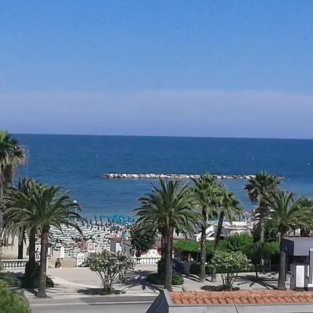 Hotel La Palazzina 3*