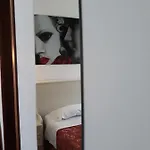 La Palazzina 3* سان بنيديتّو ديل ترونتو