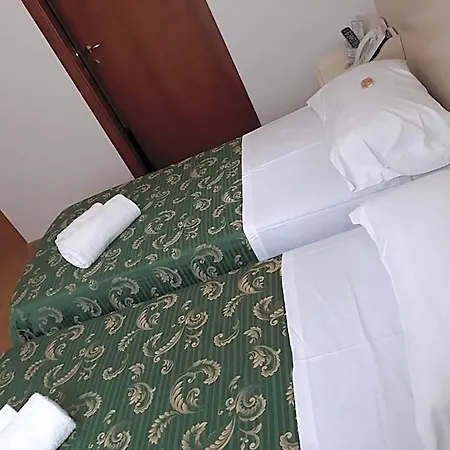 公寓式酒店 圣贝内代托-德尔特龙托